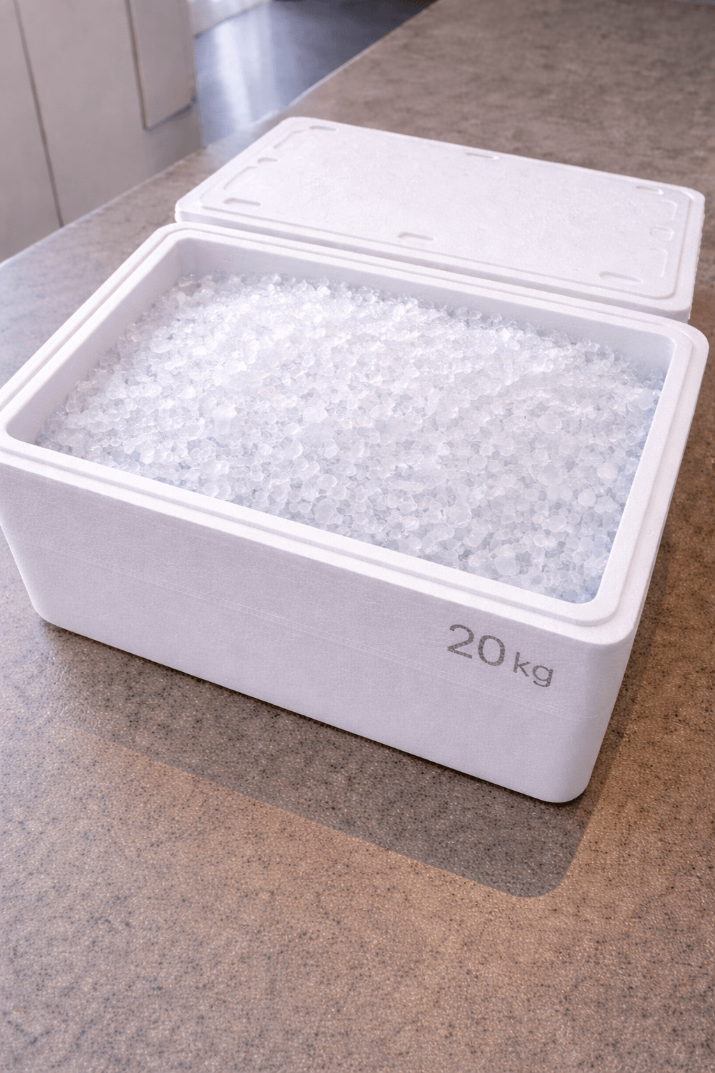 Glace pilée en caisse isotherme Normandie